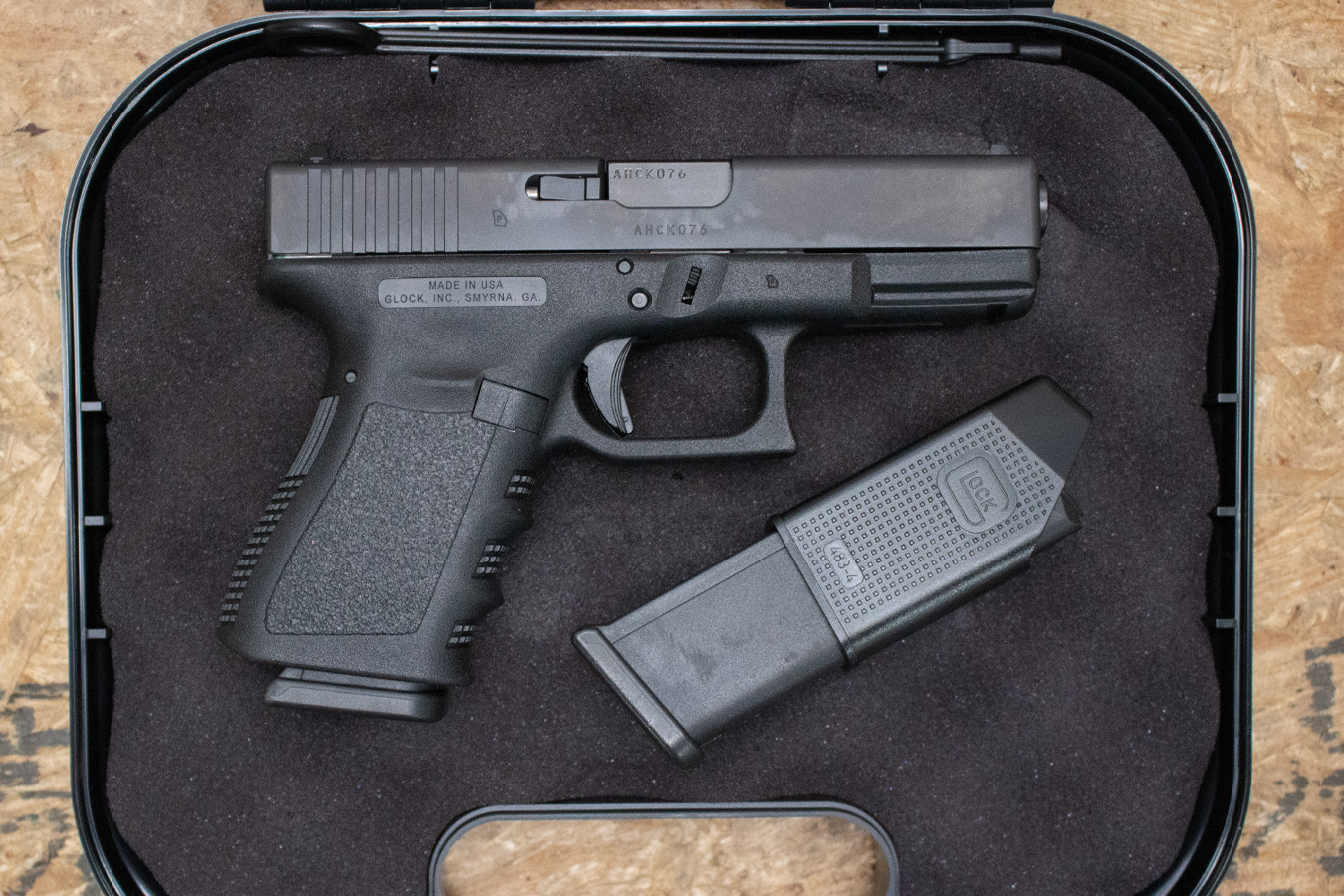 GLOCK 23 Gen4 40 S&W USA Police Trade-In Pistol (Very Good Condition)